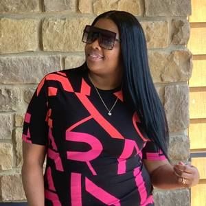 Meet your Posher, Eva